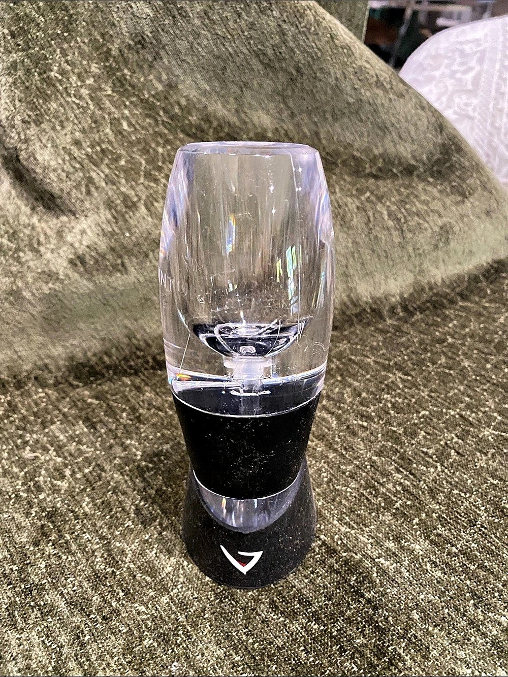 Vinturi Essential Red Wine Aerator with No-Drip Stand